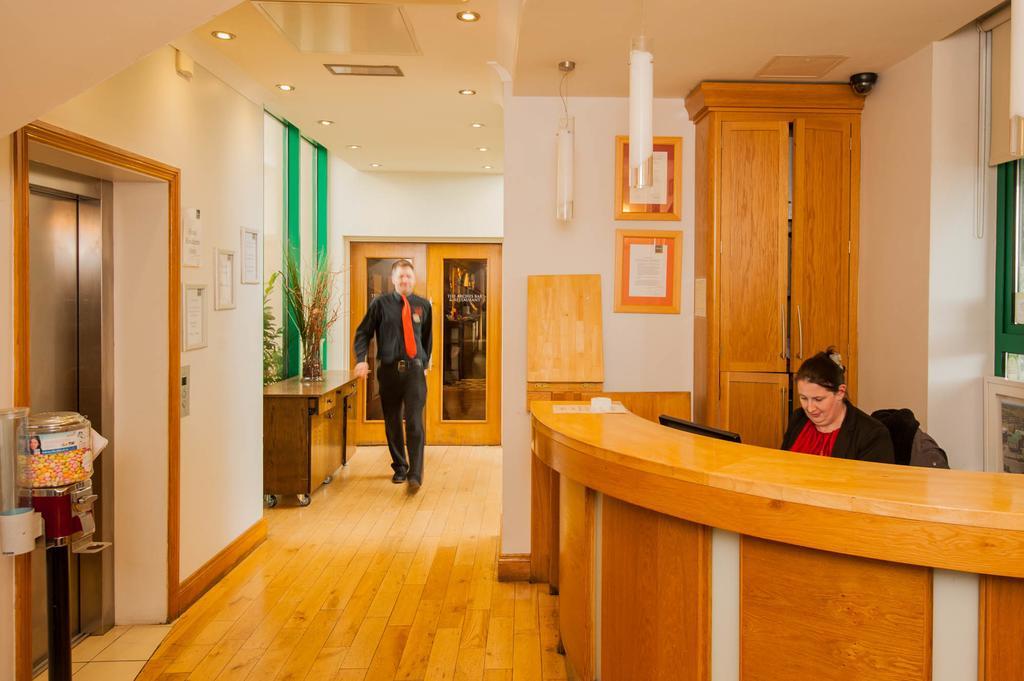 The Arches Hotel Claregalway ภายนอก รูปภาพ