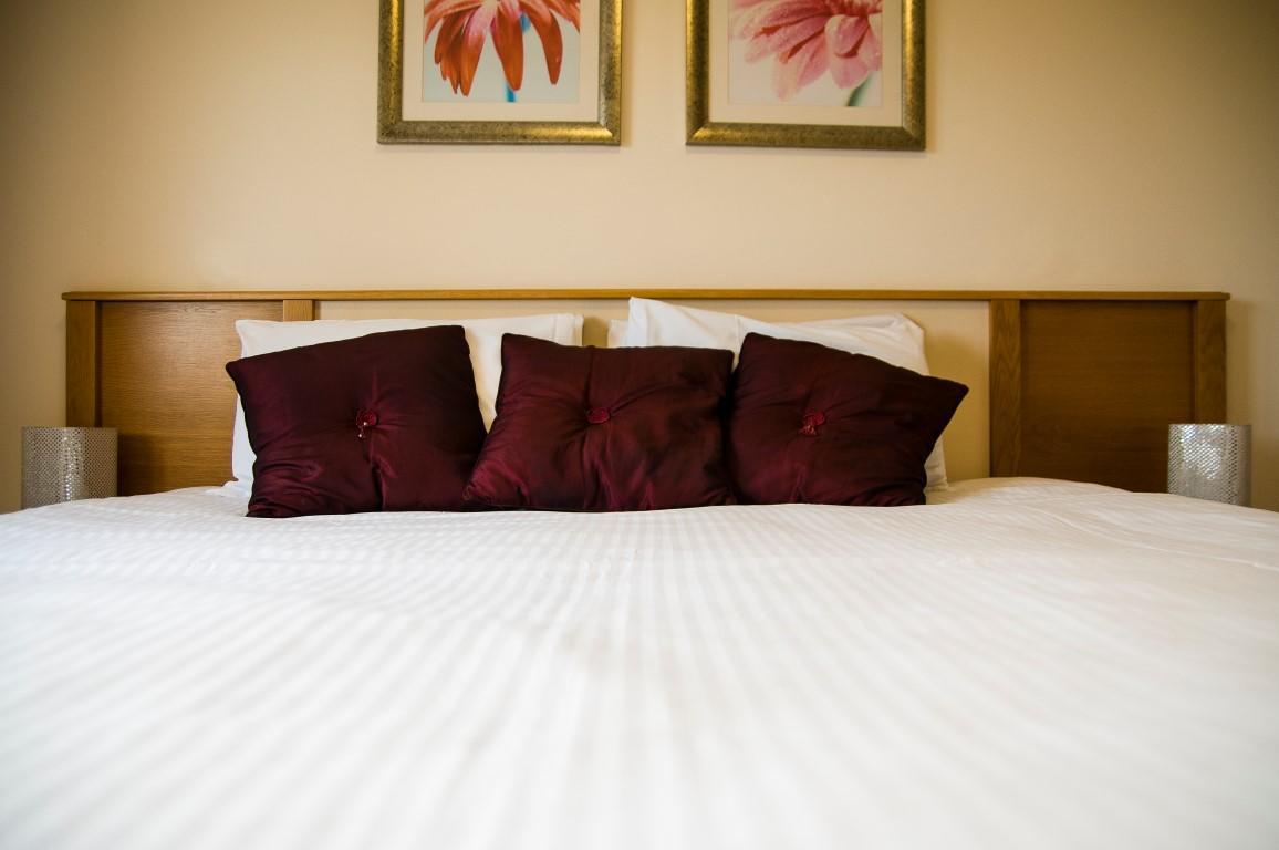 The Arches Hotel Claregalway ภายนอก รูปภาพ
