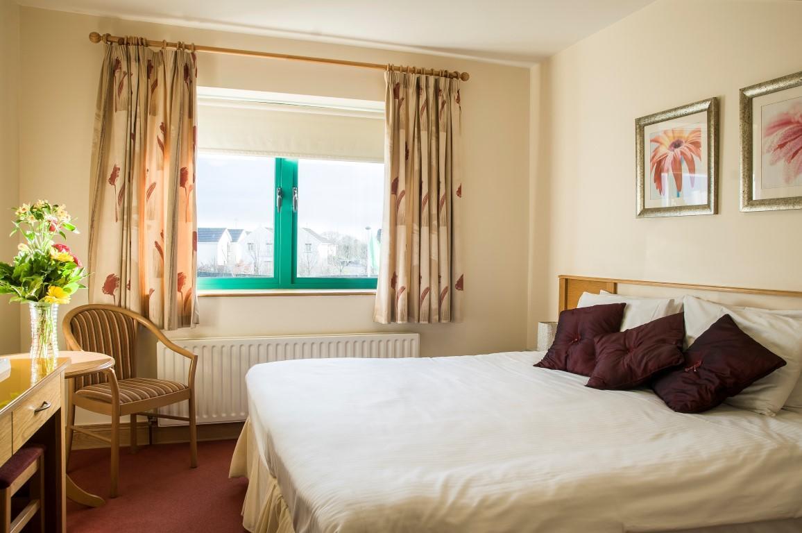 The Arches Hotel Claregalway ภายนอก รูปภาพ